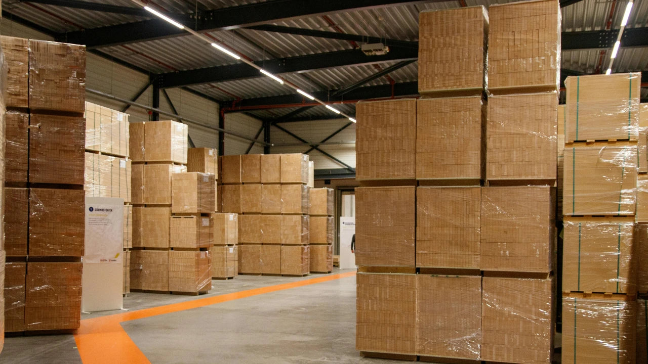 การใช้งาน “ตะแกรงเหล็กพับได้” ในคลังสินค้า: ลดพื้นที่ว่าง เพิ่มความปลอดภัย