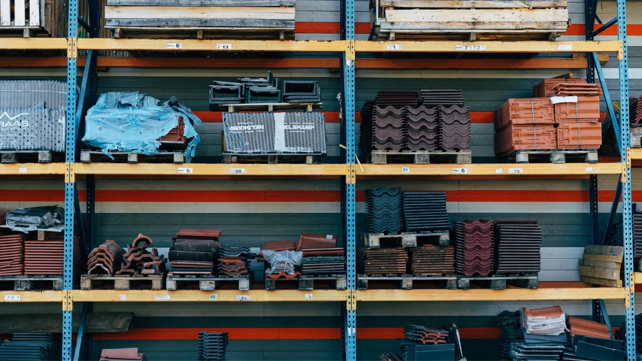 การเลือกชั้นวางสินค้า — ทำไมการลงทุนในชั้นวางคุณภาพสูงจึงสำคัญในธุรกิจโลจิสติกส์