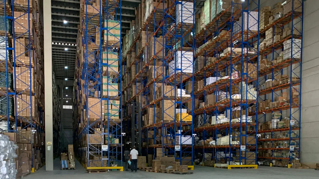 ข้อดีของชั้นเหล็กวางของ เมื่อเทียบกับชั้นวางวัสดุประเภทอื่น